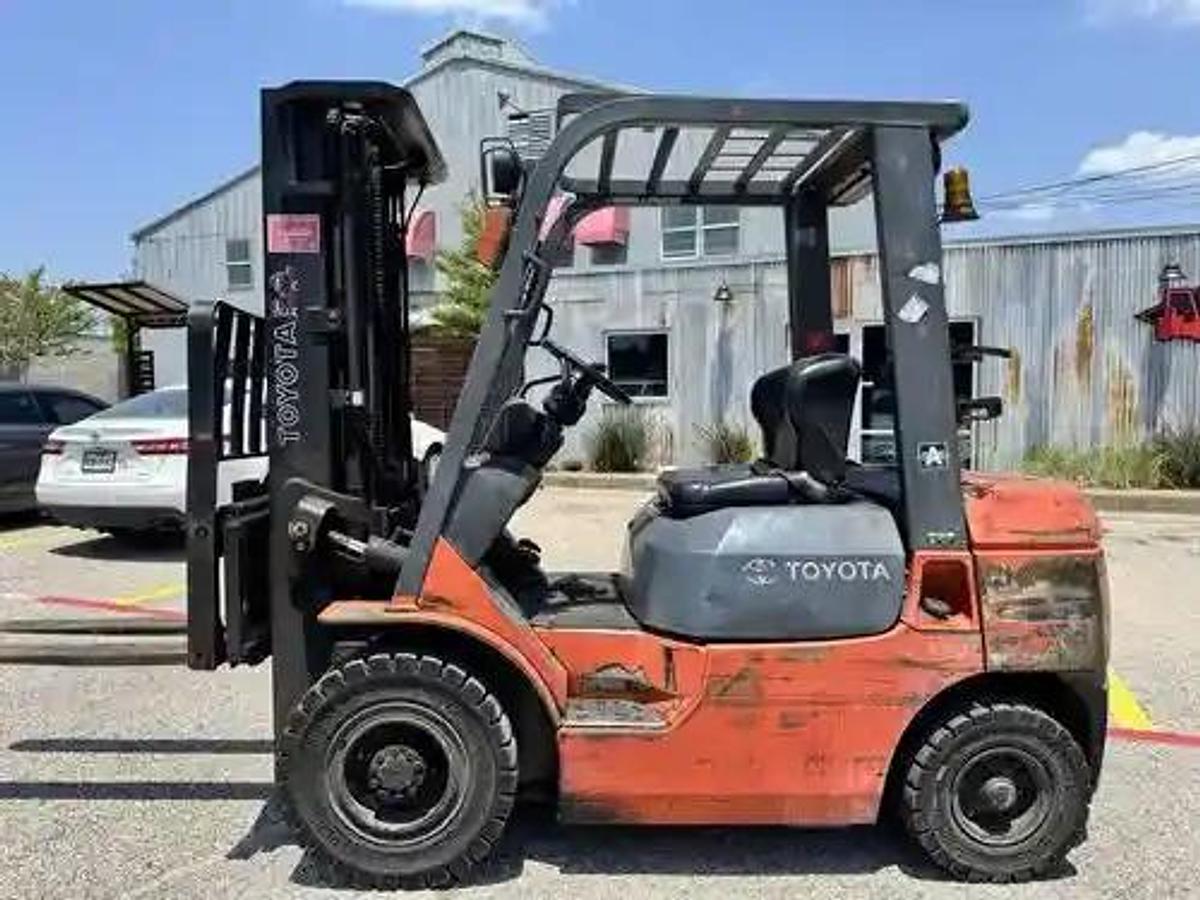 Used 2006 Toyota 7FGU25