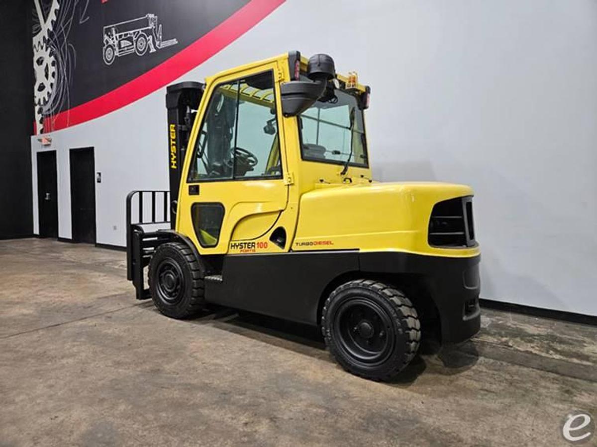 Refurbished 2018 Hyster H100FT - 10,000 LB w/ SSFP