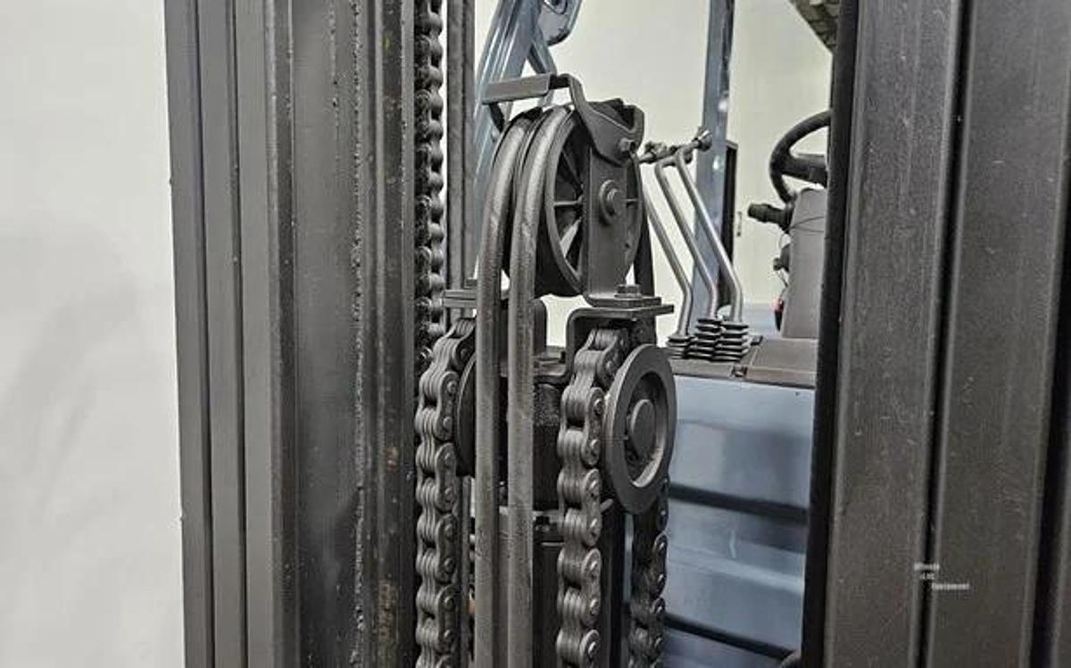 Used 2017 Toyota 8FDU30