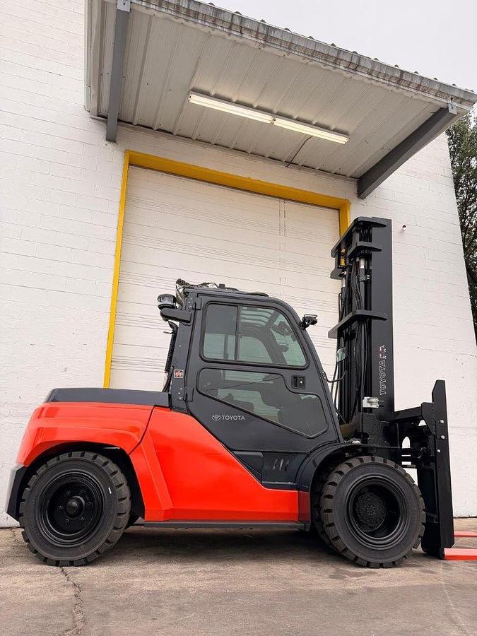 Used 2020 Toyota 8FD70U