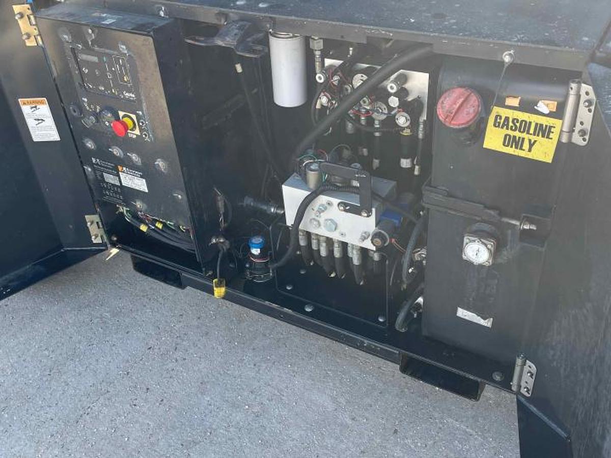 Used 2016 Genie GS3369RT