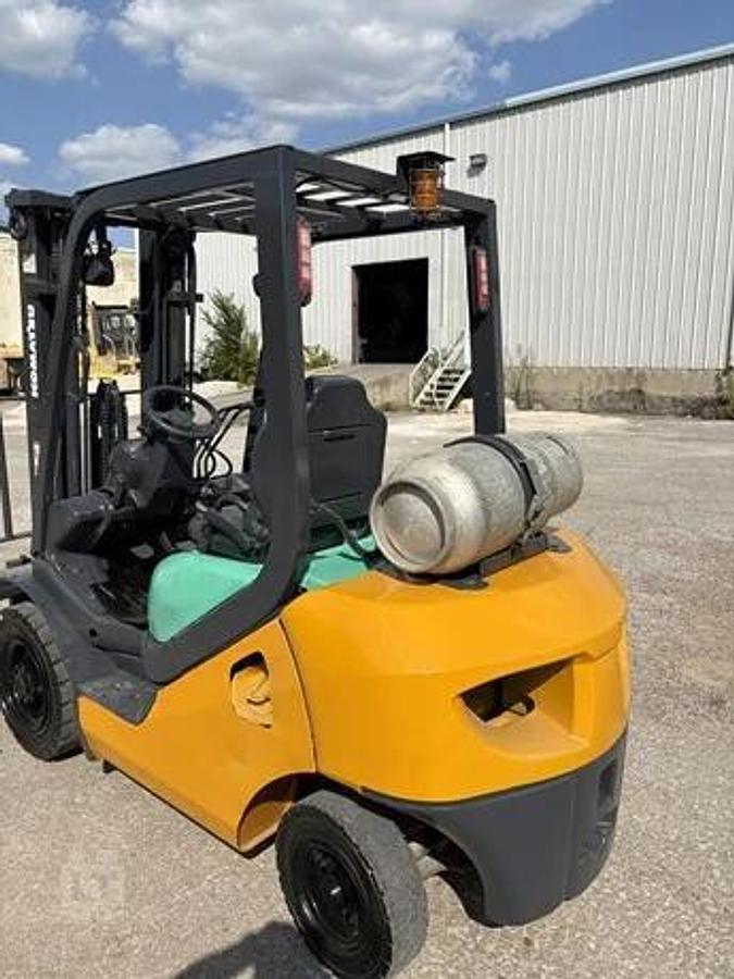 Refurbished 2013 Komatsu FG25T-16