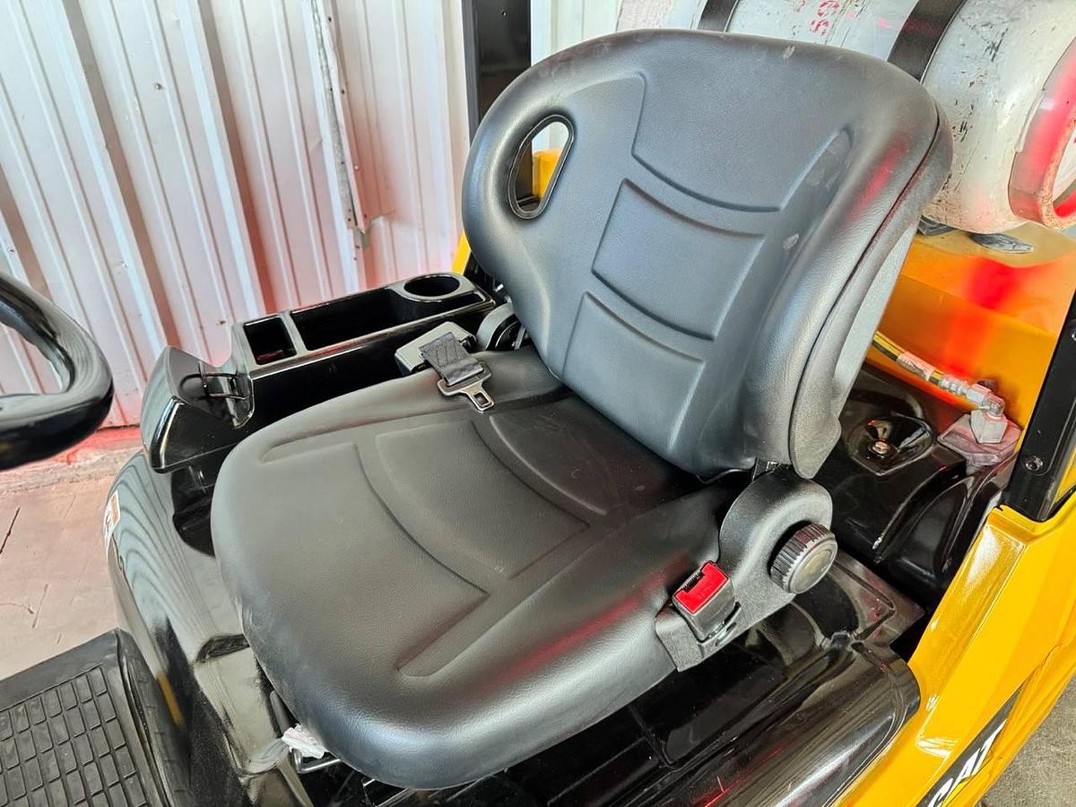 Refurbished 2020 CAT 2C6000