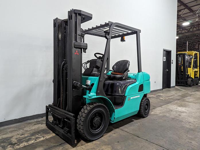 Refurbished 2014 Mitsubishi FD25N