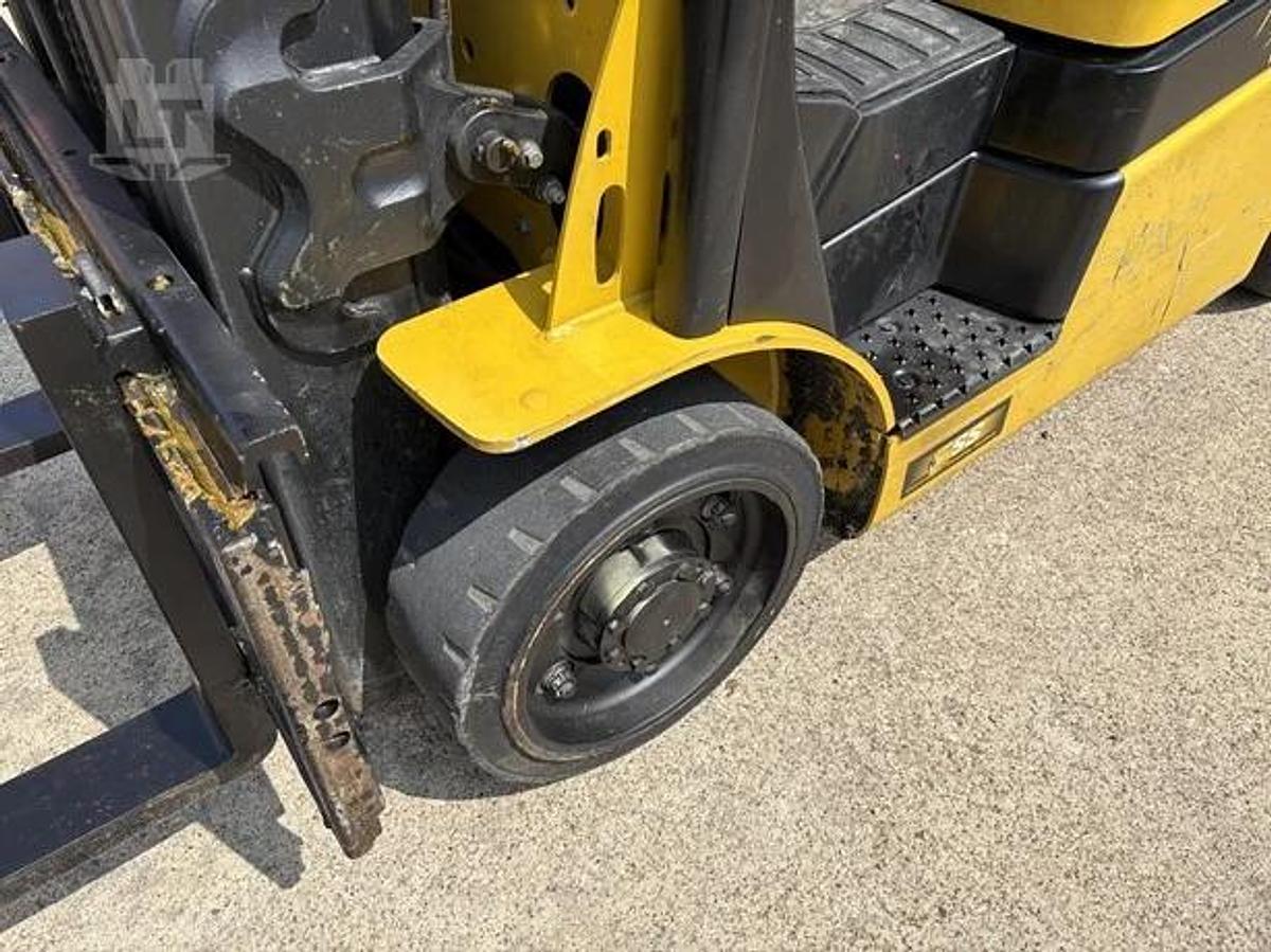 Refurbished 2000 YALE GLC050TG