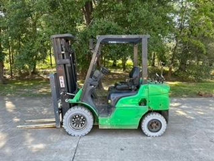 Used 2014 Mitsubishi FG25N