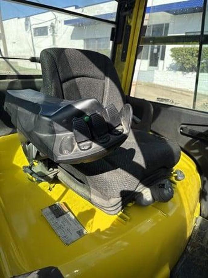 Used 2019 Hyster H90FT w Full Cab & AC/HEAT