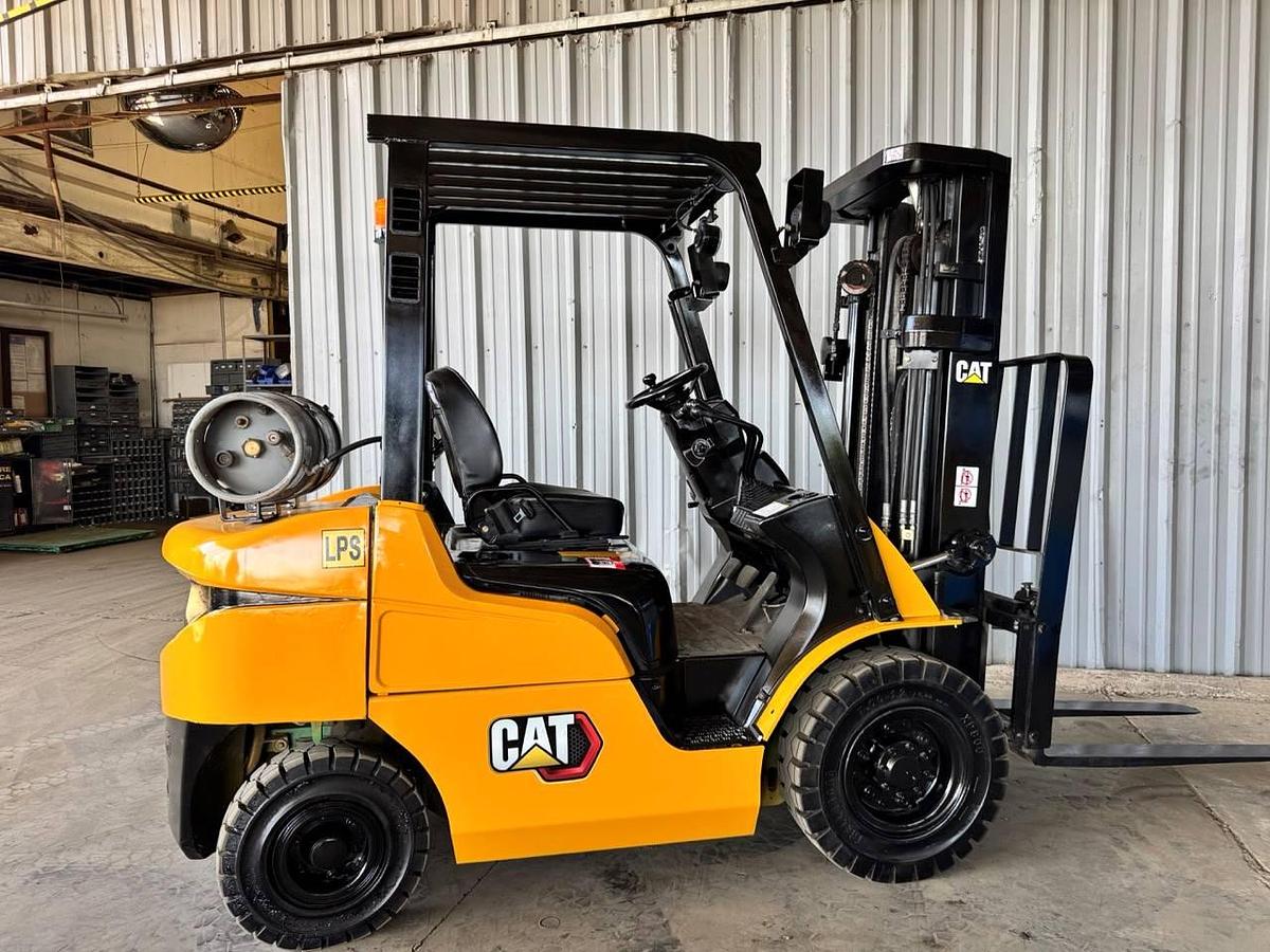 Refurbished 2020 CAT / Mitsubishi FG25N