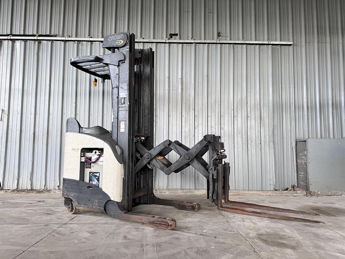 Used 2002 Crown RD5220-30