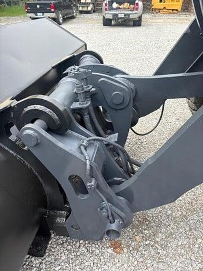 Used 2013 DEERE 624K