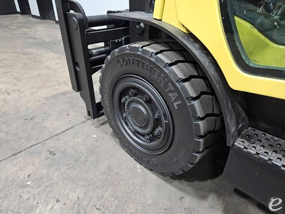 Refurbished 2018 Hyster H100FT - 10,000 LB w/ SSFP