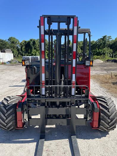 Used 2017 Moffett M8 Piggyback