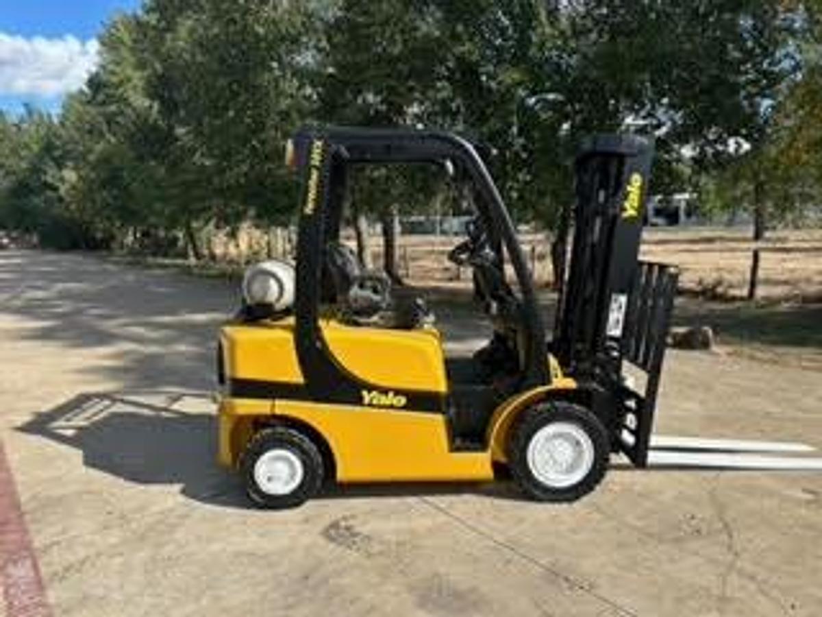 Refurbished 2015 Yale GLP050VX