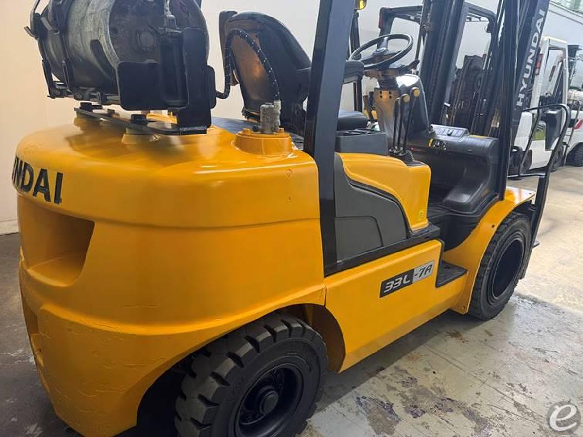 Used 2019 Hyundai 33L-7A