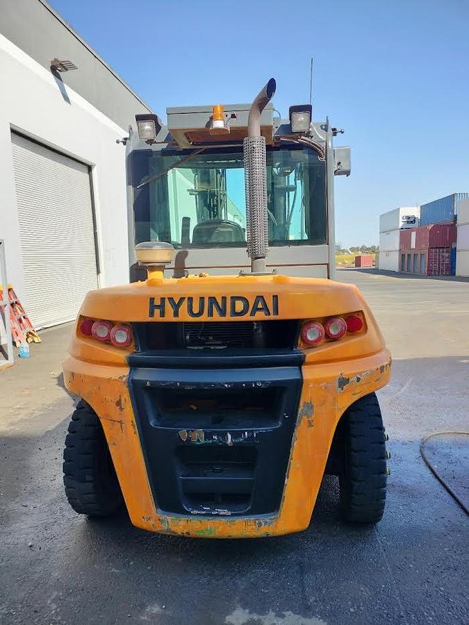 Used 2018 Hyundai 70D-9