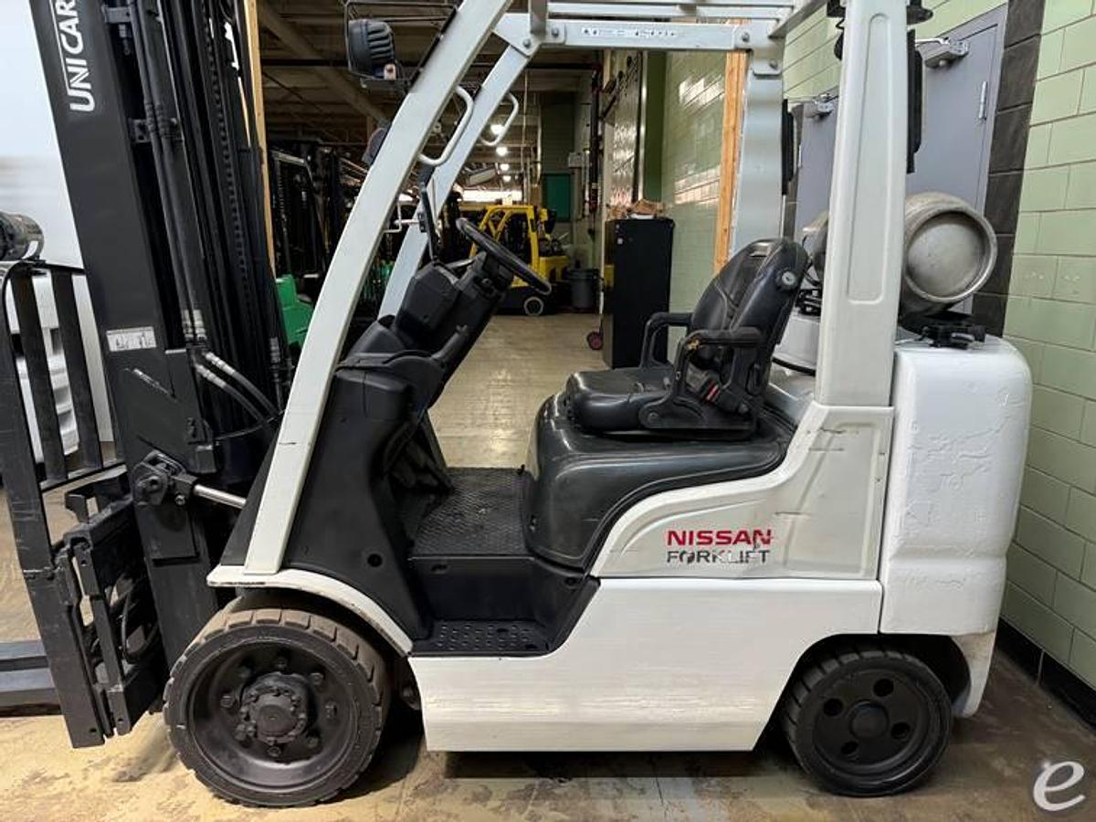 Used 2017 Nissan CF60