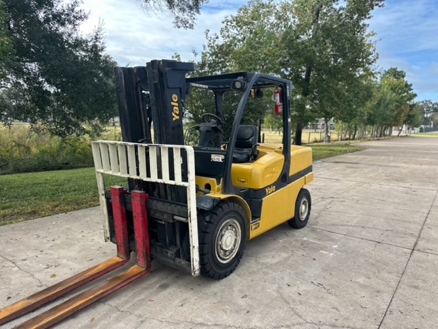 Used 2014 Yale GDP110VX