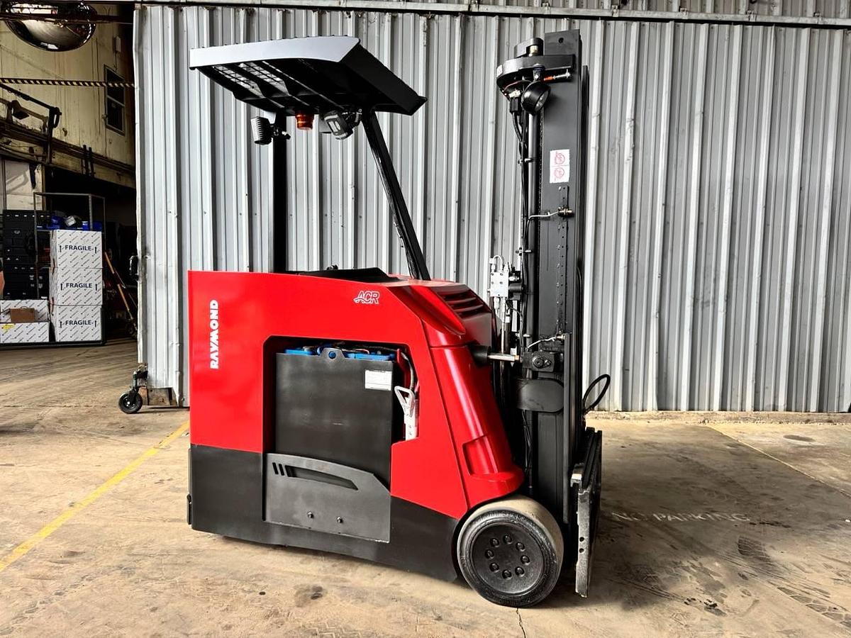 Used 2019 Raymond 425-C50TT - 42" FORKS