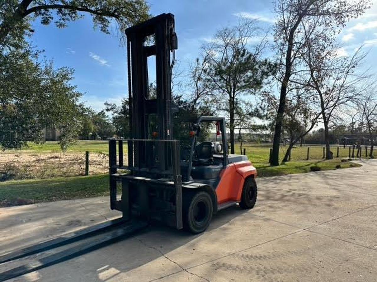 Refurbished 2016 Toyota 8FG80U