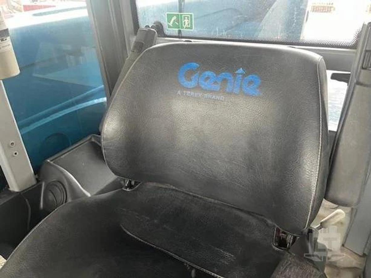 Used 2013 Genie GTH1544