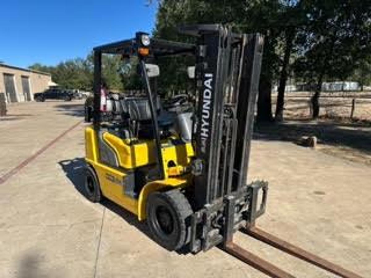 Used 2014 Hyundai 25G-7A