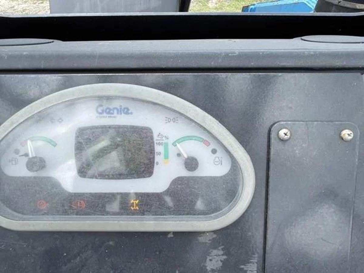 Used 2018 Genie GTH844