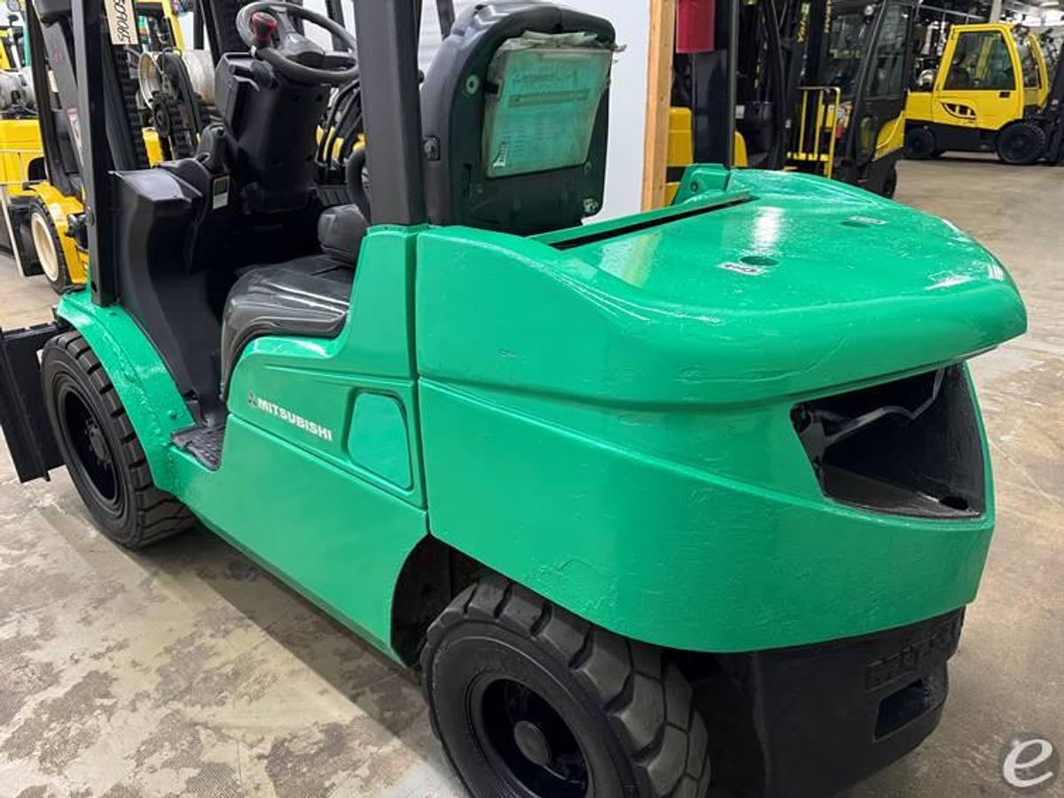 Refurbished 2004 Mitsubishi FG30N