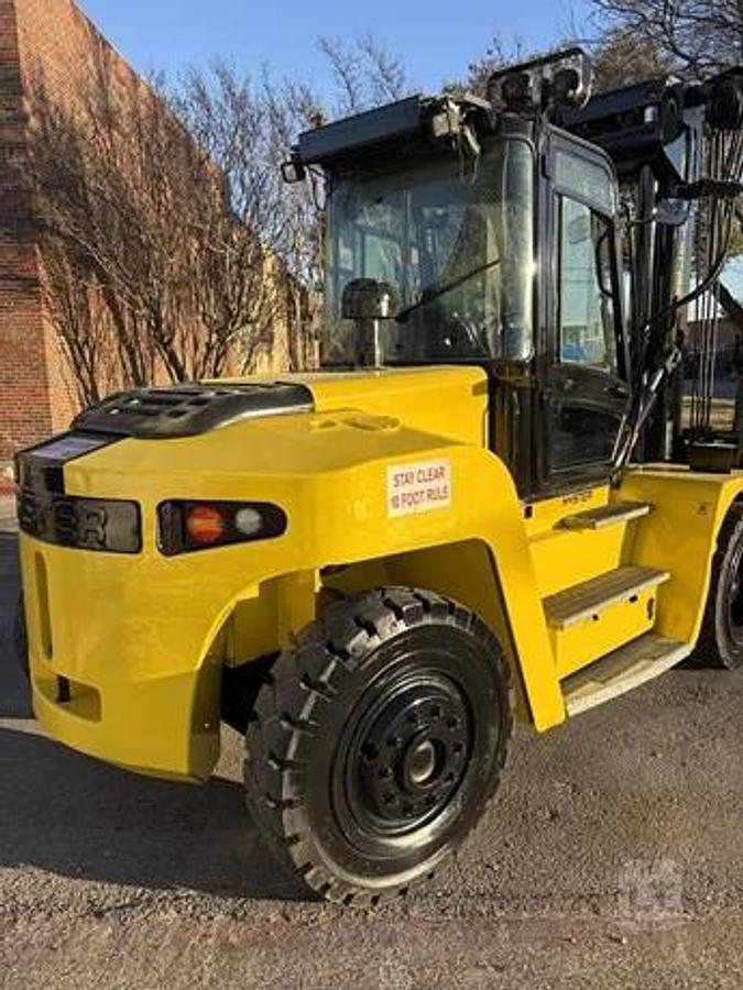 Used RECONDITIONED: 2017 HYSTER H330HD