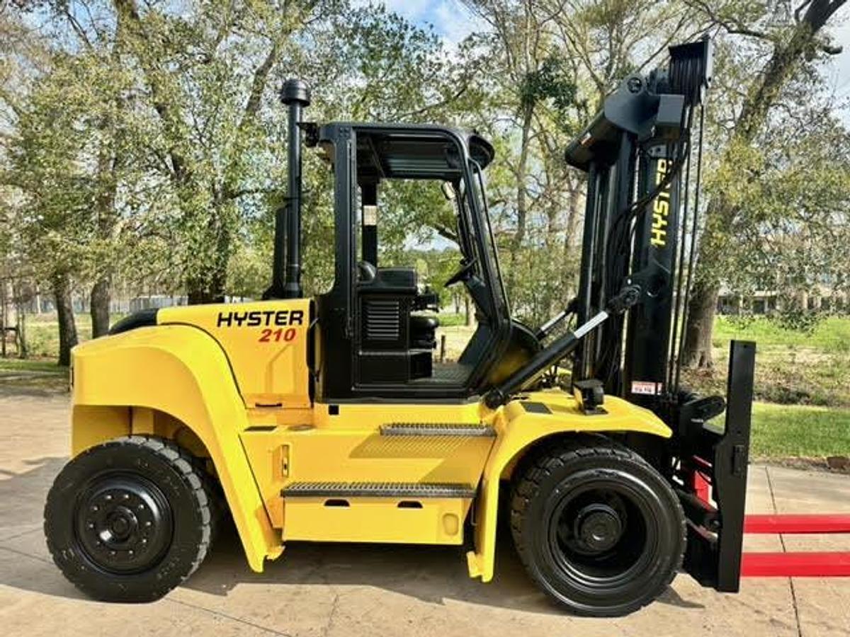 Refurbished 2017 Hyster H210HD