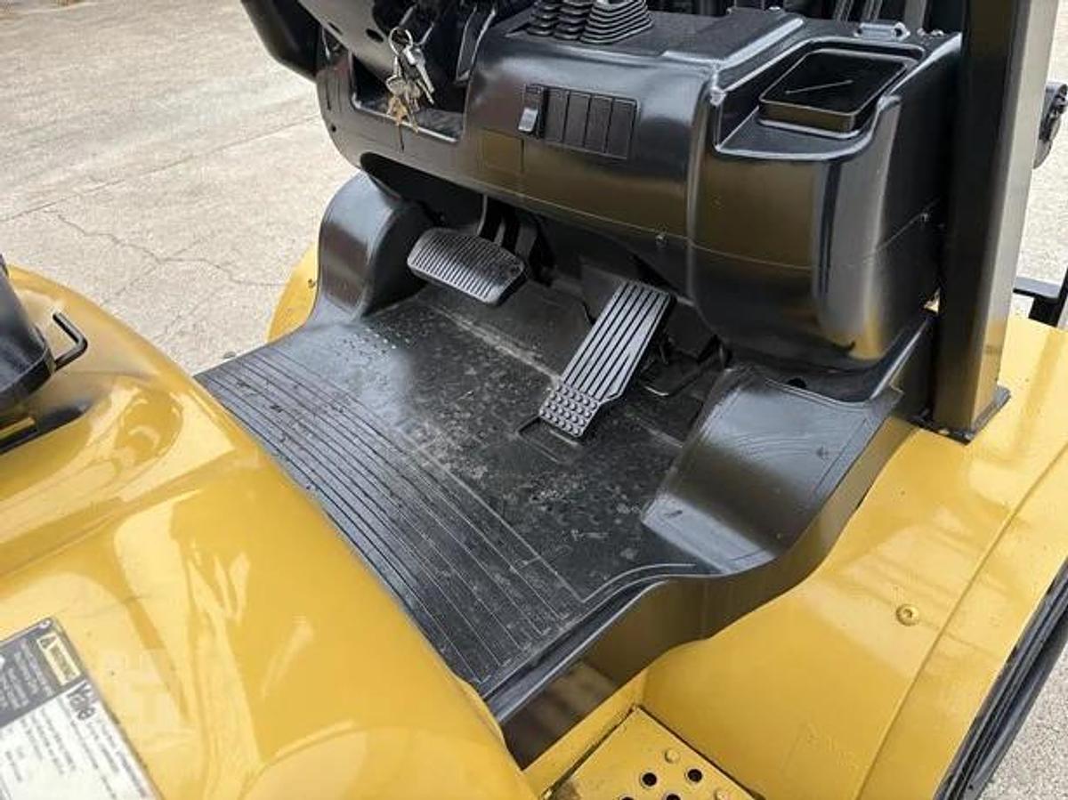 Used 2017 Yale GTP060MX