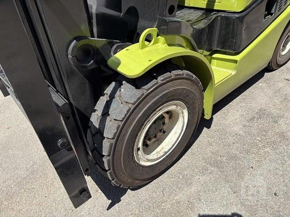 Used 2016 Clark C25L