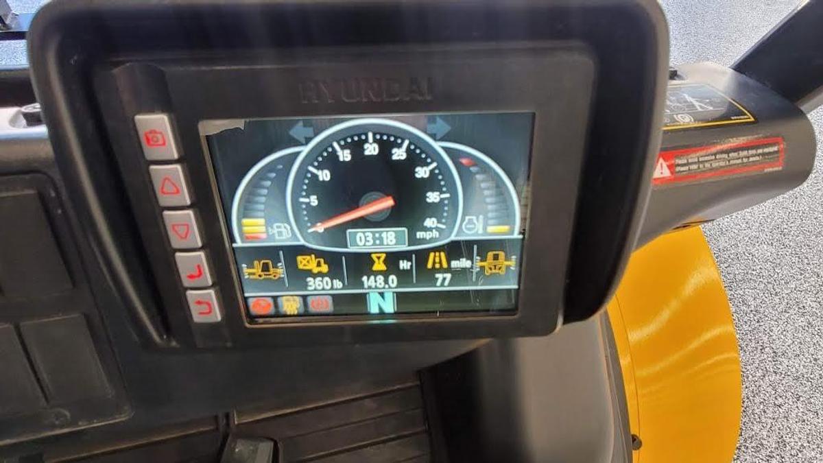 Used 143 HOURS! 2015 Hyundai 45D-9F - 10,000 LBS.