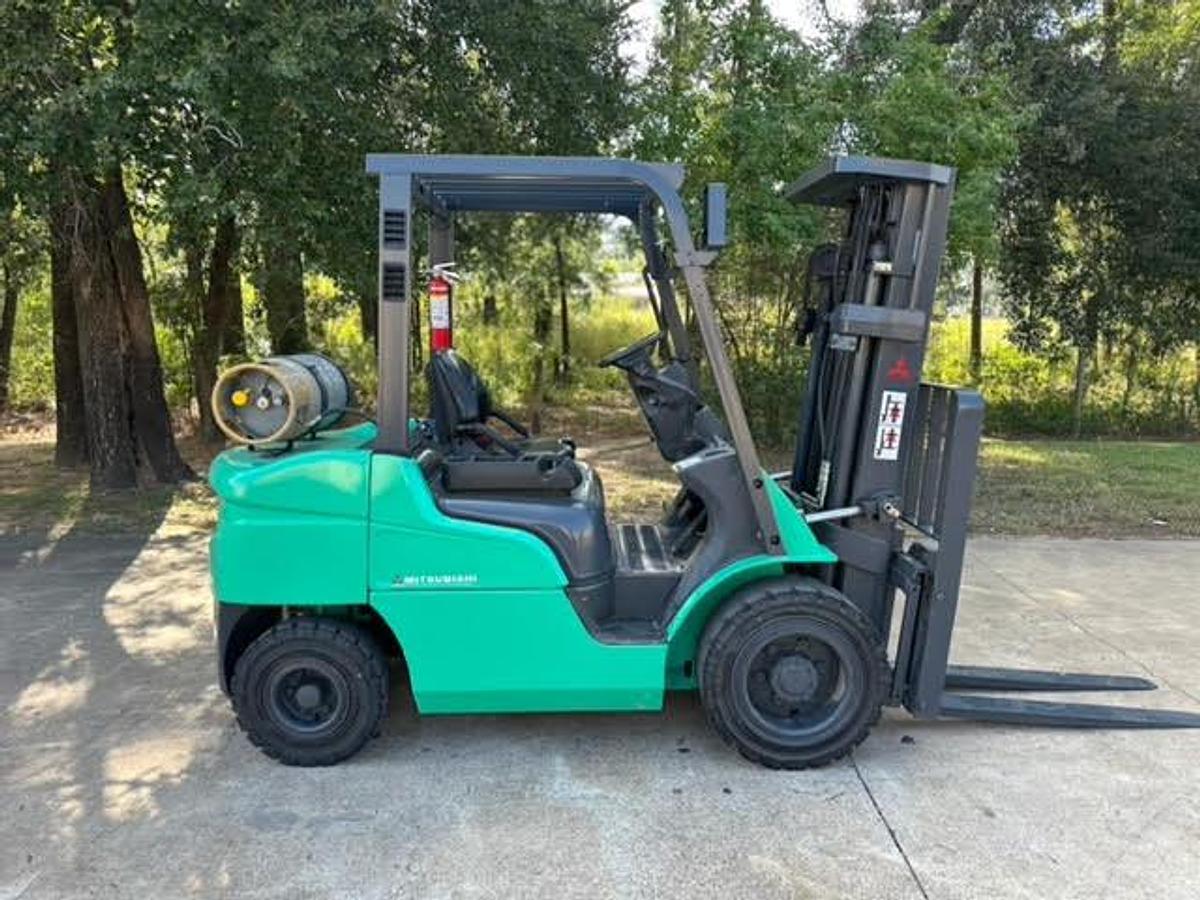 Refurbished 2019 Mitsubishi FG30N5