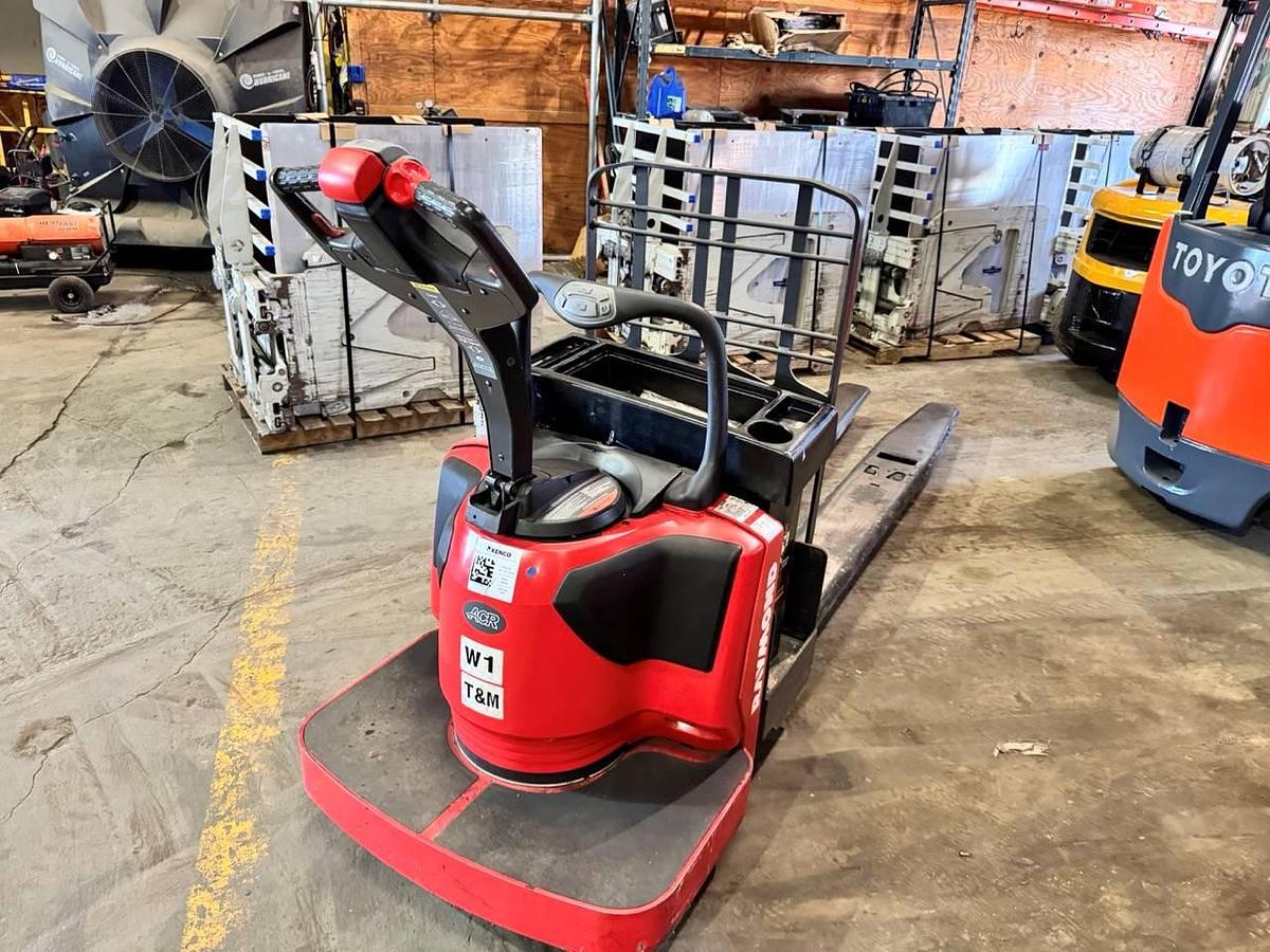 Used 2015 Raymond 8410