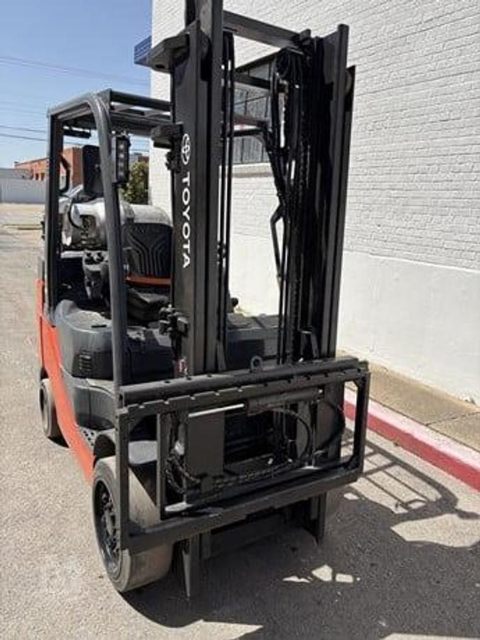 Used 2022 Toyota 8FGCU32