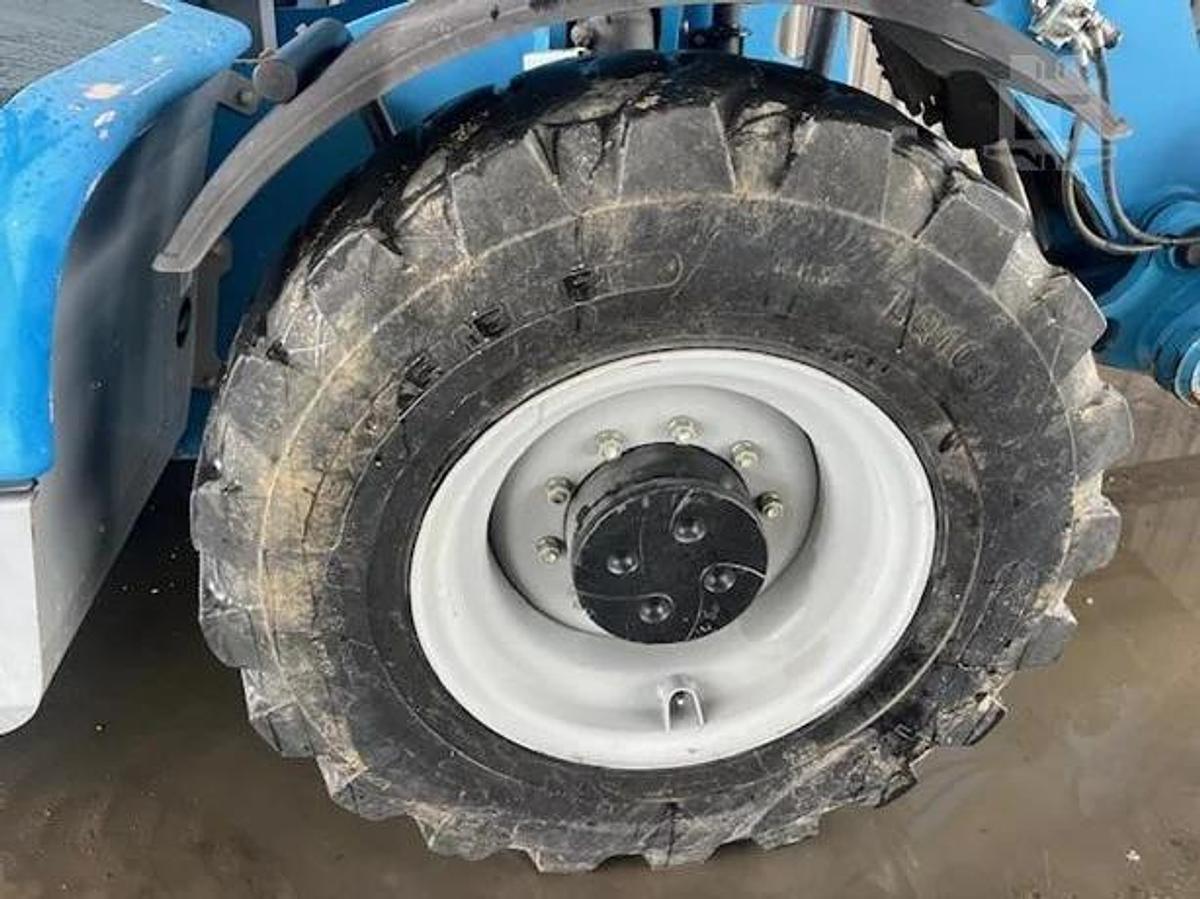 Used 2013 Genie GTH1544