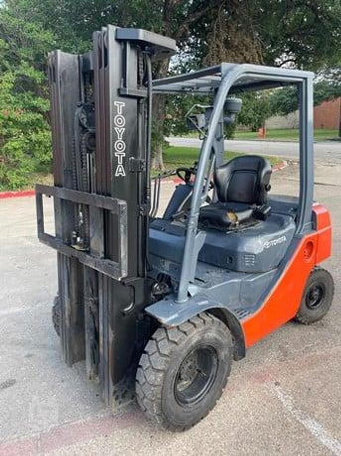 Used 2015 Toyota 8FDU20