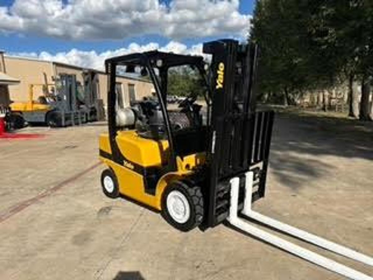 Refurbished 2015 Yale GLP050VX