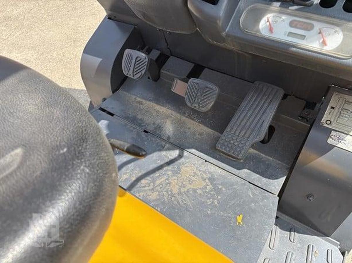 Used 2012 TCM FCG25-4L