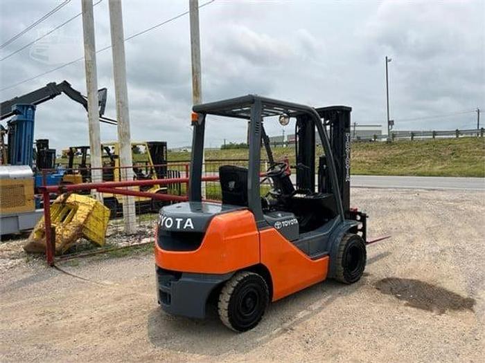 Used 2010 Toyota 8FDU25