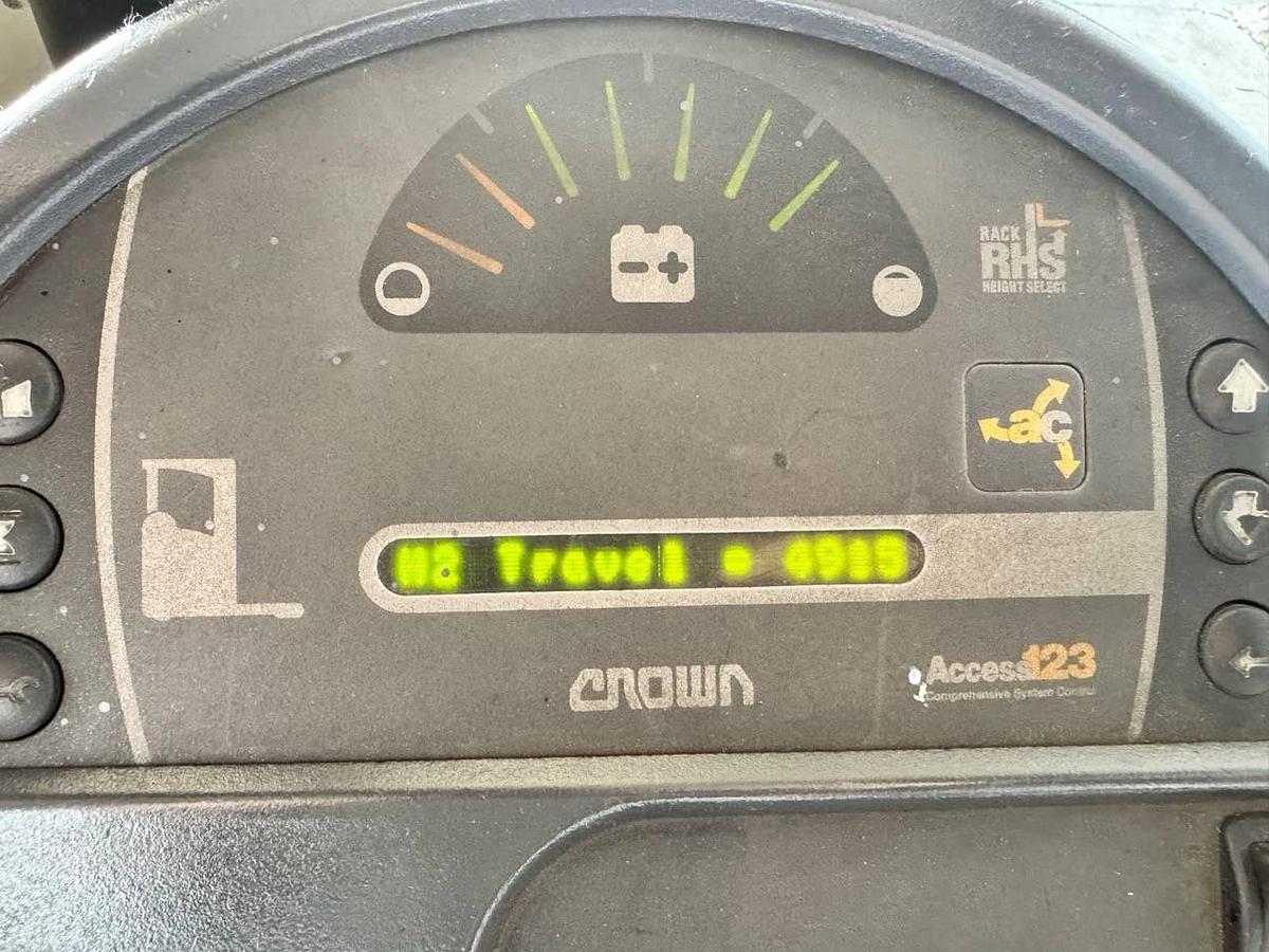 Used 2009 Crown RD5225-30