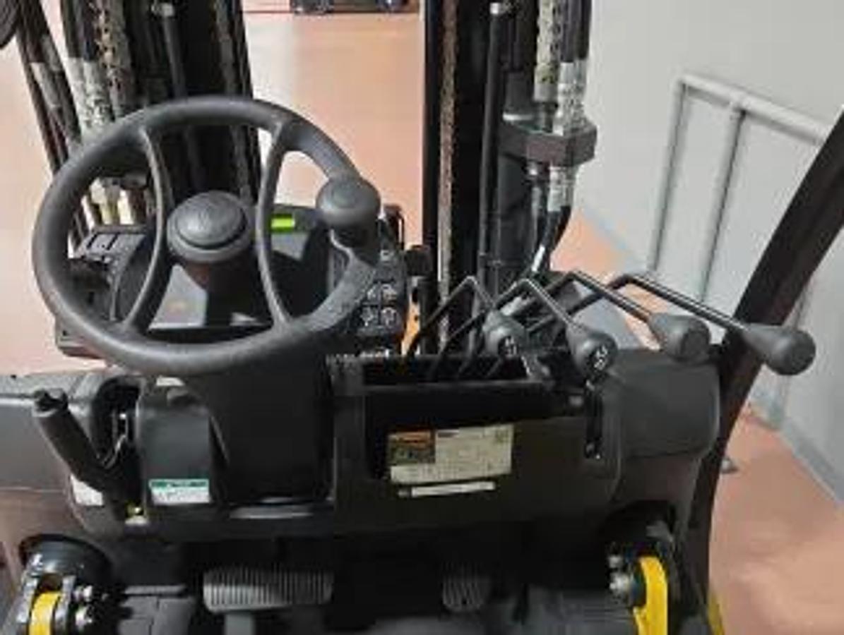 Used 2019 Yale GLC155VX