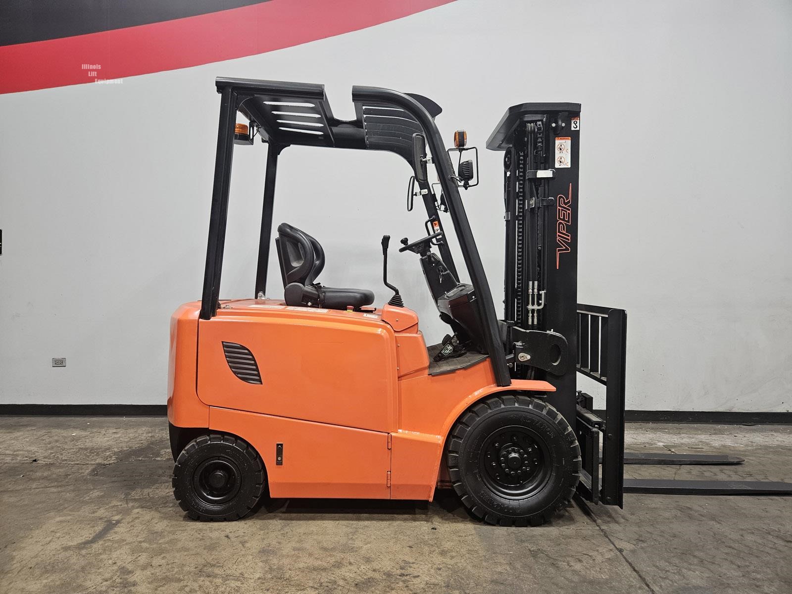 Used 2023 VIPER FB25