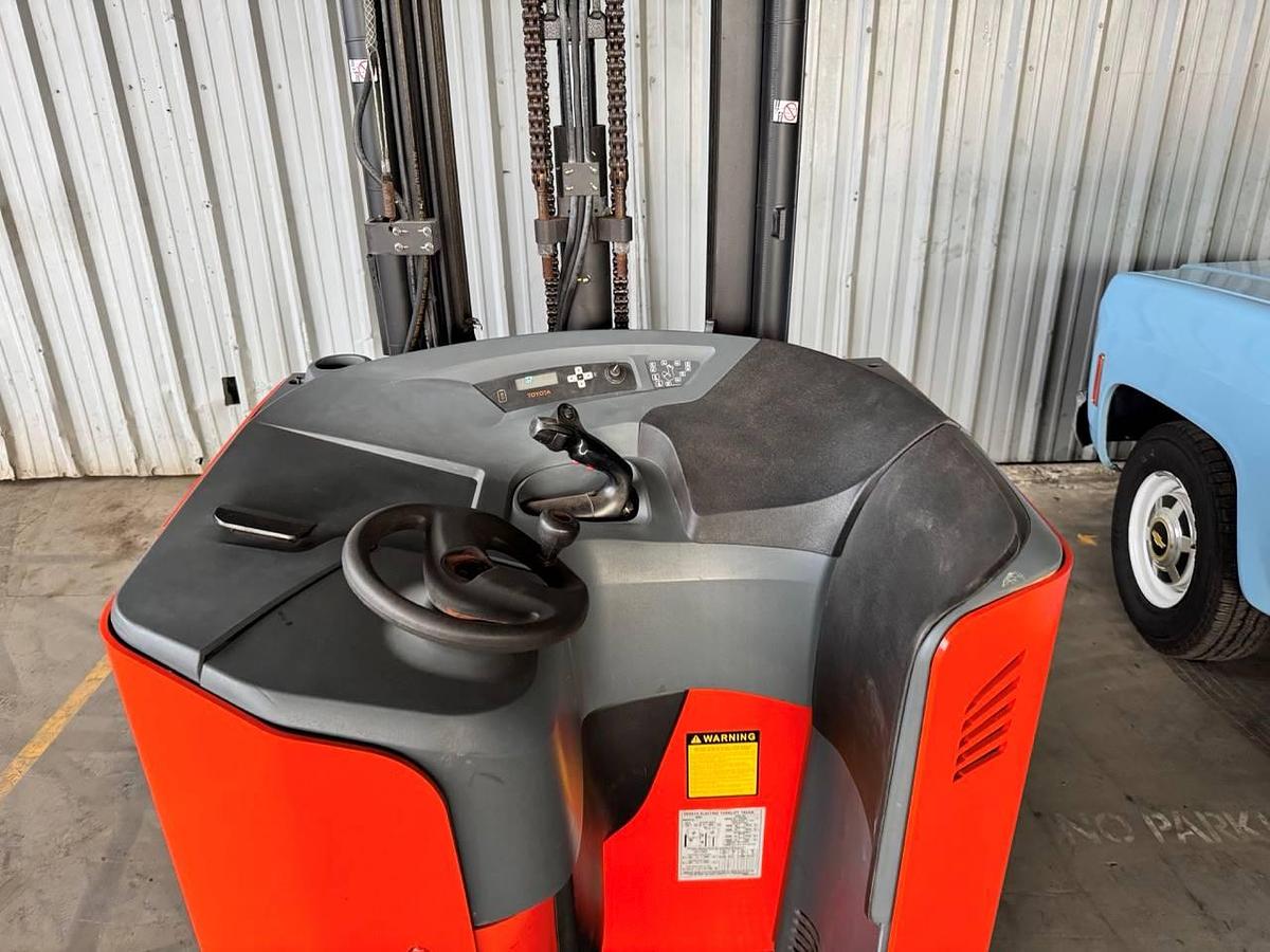 Refurbished 2016 Toyota 9BRU18