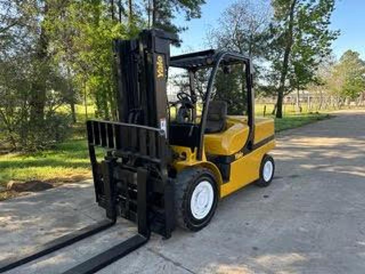 Refurbished 2013 Yale GDP110VX