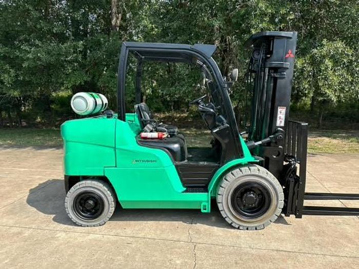 Used 2012 Mitsubishi FG50CN