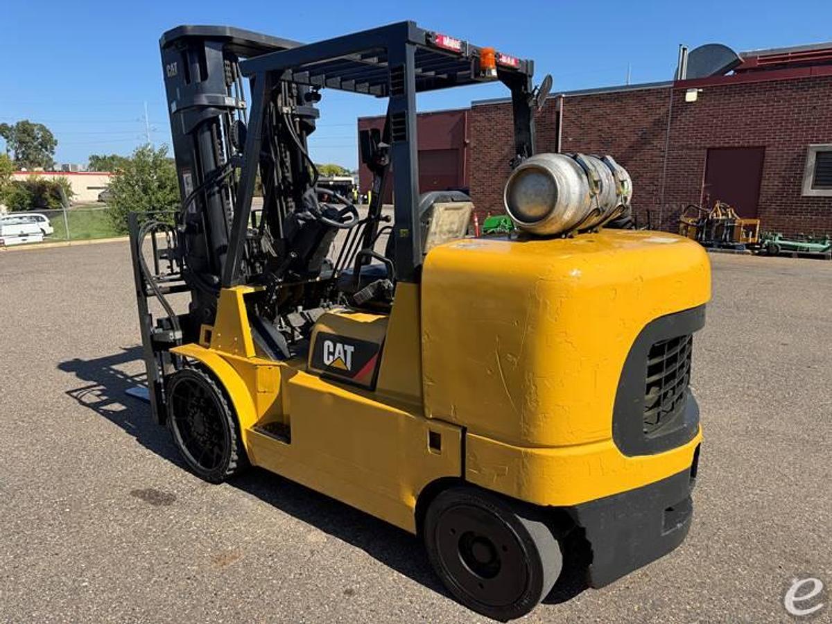 Used 2016 CAT GC70K
