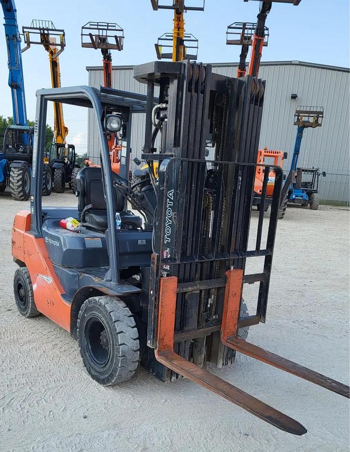 Used 2020 Toyota 8FDU30