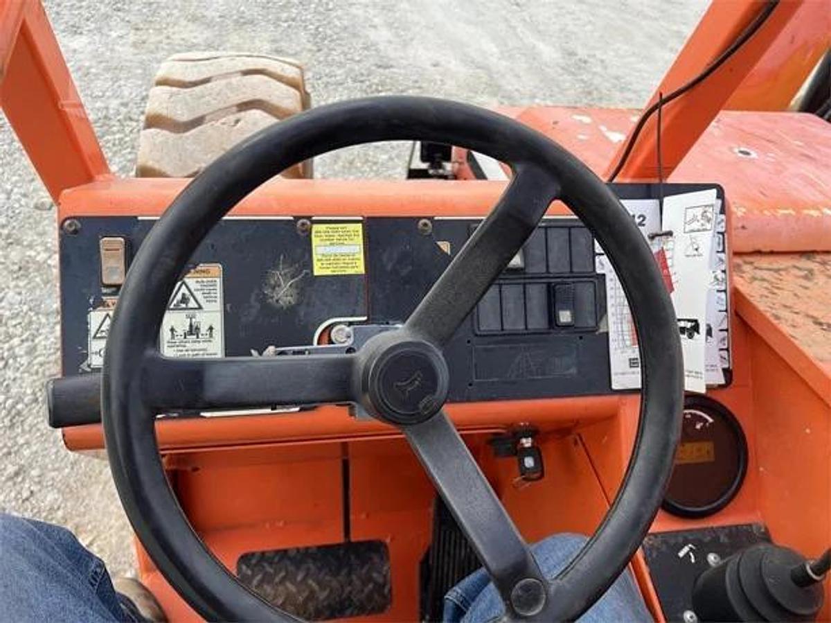 Used 2006 Skytrak 8042