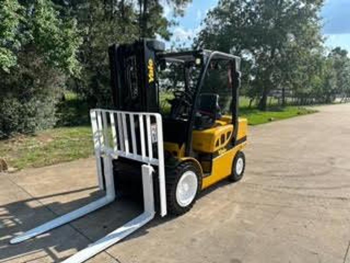 Refurbished 2016 Yale GDP060VX